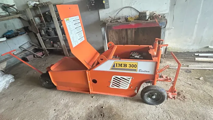 Máquina de meio fio