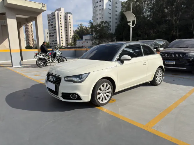 Audi A1 1.4 TFSI 122cv S-tronic 3P 2012