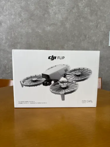 Vendo Drone DJI FLIP