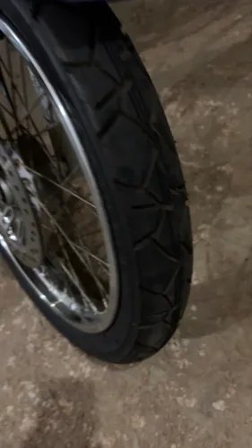 Roda é pneu seminovos