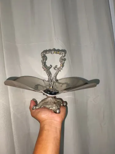 Fruteira em Metal Espessurada a Prata.