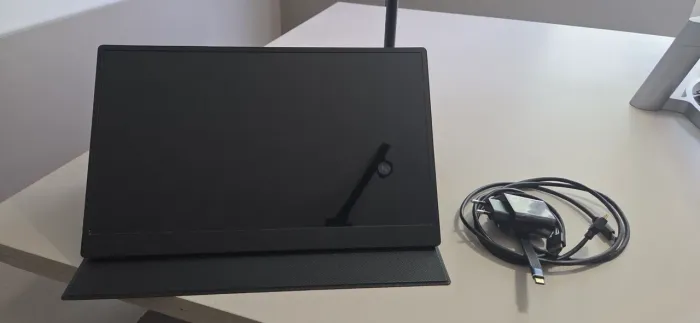 Monitor Portatil Touchscreen Uperfect 1080p