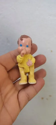 Boneco Bebê miniatura
