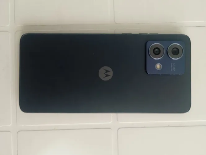 Motorola moto G 84 256 GB dual chip semi novo