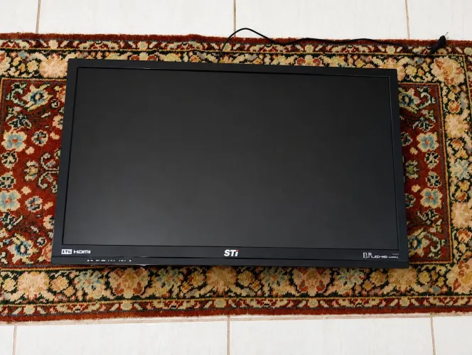 Televisão STI 32"
