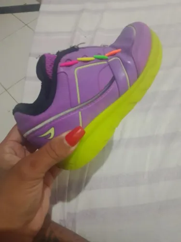 Quero vê esse sapatinho e original paguei 370$ nele estou passando por 180$