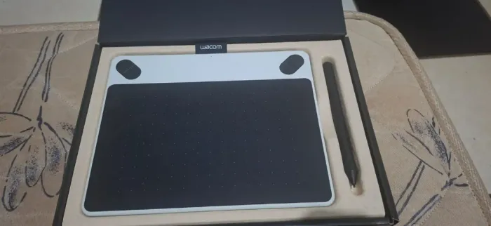 Mesa digitalizadora Wacom Intuos CTL-490