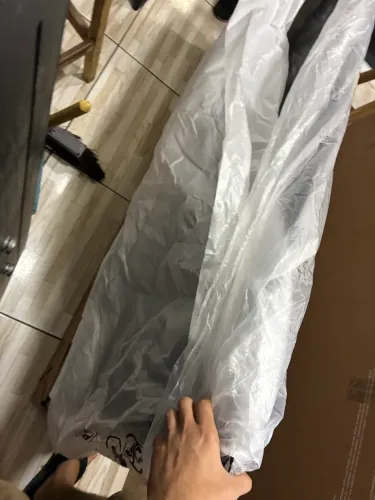Vendo uma tv nova na caixa