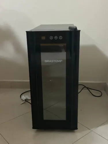 Adega Brastemp 12 garrafas