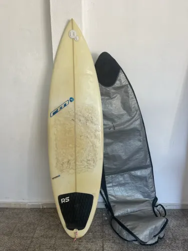 Prancha de Surf 5?11 com Capa