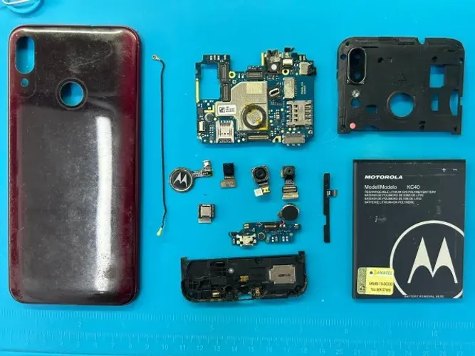 MOTOROLA MOTO E6 PLUS - PEÇAS ORIGINAIS RETIRADA