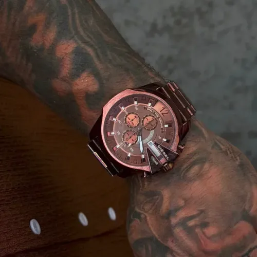 RELÓGIO DIESEL MEGA CHIEF - FUNCIONAL