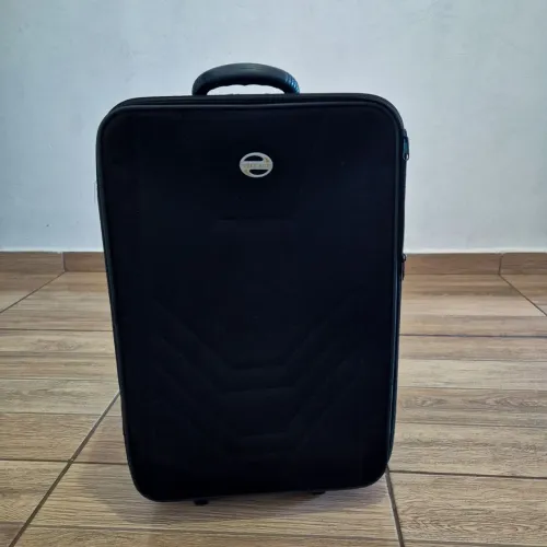 Mala Village 23kg Grande Rígida com Rodas 360° Leve e Resistente