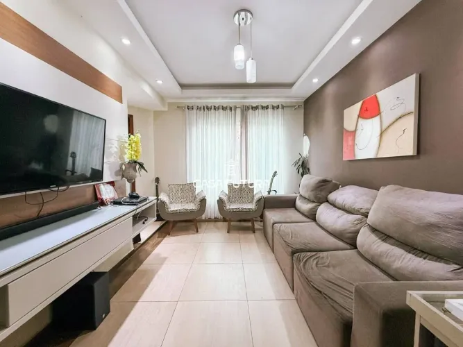 Casa com 6 dormitórios à venda, 260 m² por R$ 750.000,00 - Morada da Granja - Barra Mansa/