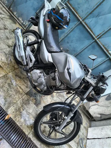 Moto Suzuki 2014