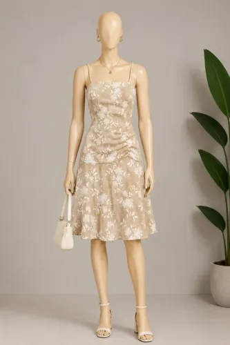Vestido Alfaiataria Bordado - P e M 