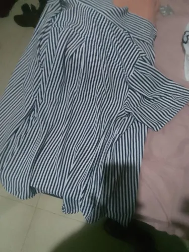 Camisa, terceira peça, listras. 