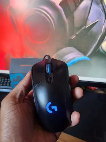 Mouse logitech 403 usado por profissionais