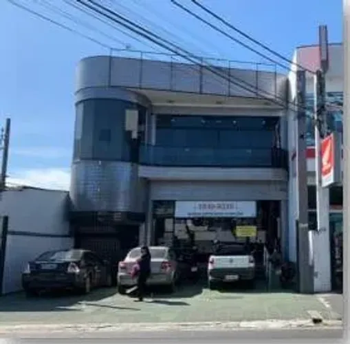 Locação de excelente imóvel comercial na Avenida Andrômeda Jardim Satélite