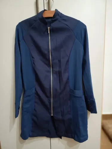 Jaleco azul de zíper tam M - perfeito estado