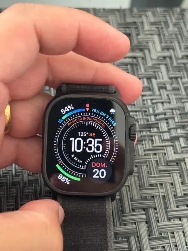 Apple Watch séries ultra 2 49mm titânio black BATERIA 100% 