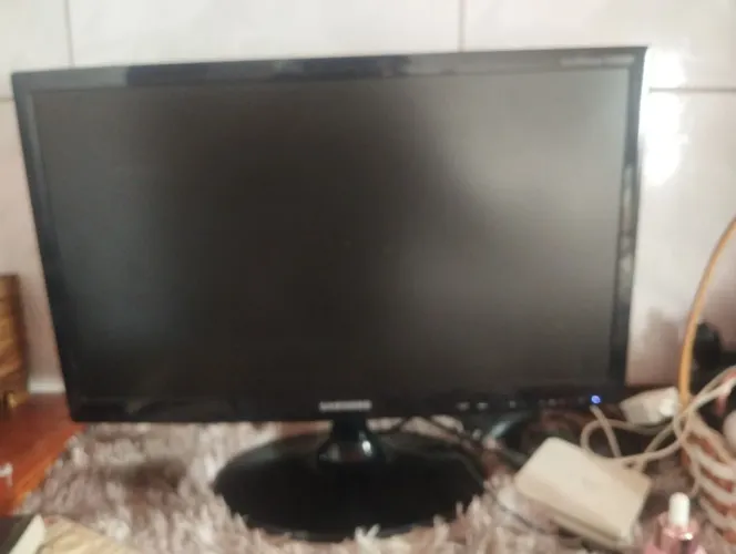 TV monitor por 300