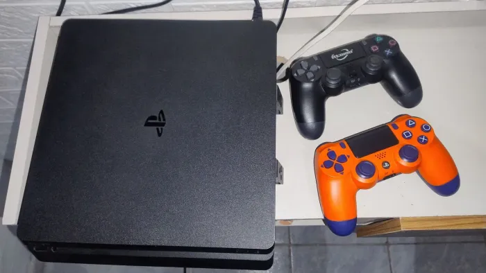 PS4 SLIM 1TB SUPER NOVO E REVISADO!