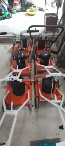 Máquina de cortar grama