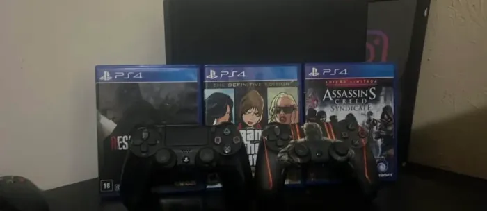 Ps4 Slim 1TB + 5 Jogos + 2 Controles