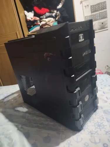 Gabinete Coolermaster HAF