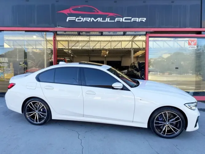 BMW 330E M Sport 2.0 Turbo Híbrido AU 2021