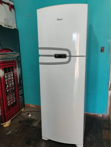 Vendo geladeira estado de nova
