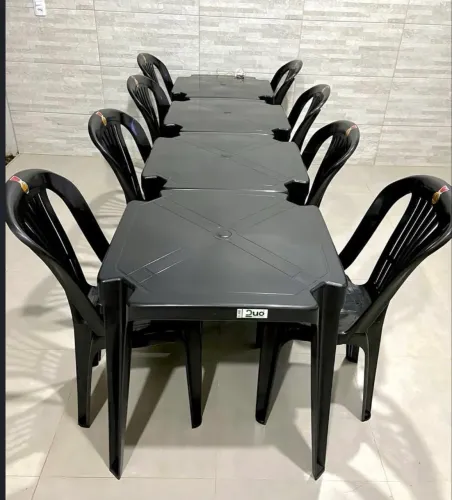 Vendo jogo de mesas com cadeiras bistrô