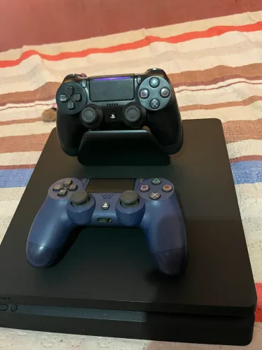 Ps4 slim