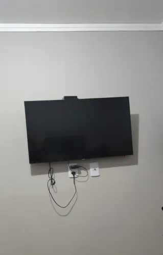 2 televisões 32 polegadas