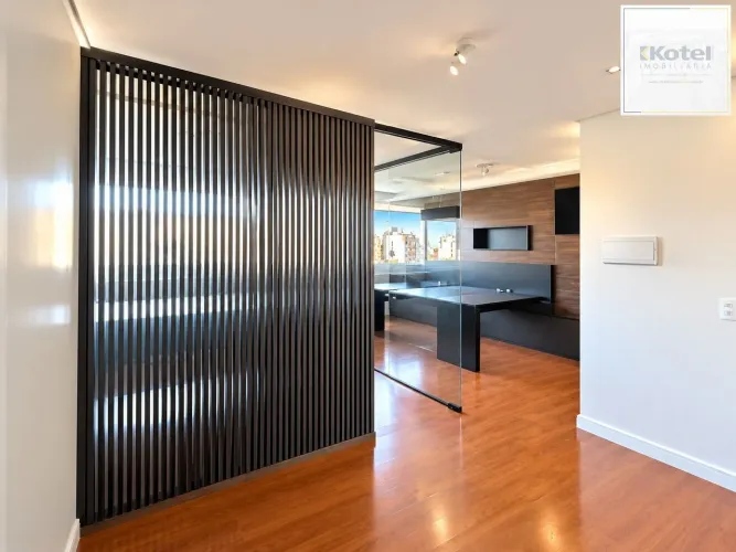 Oportunidade na Cidade Baixa: Sala Comercial de Alto Padrão por R$ 300 Mil.