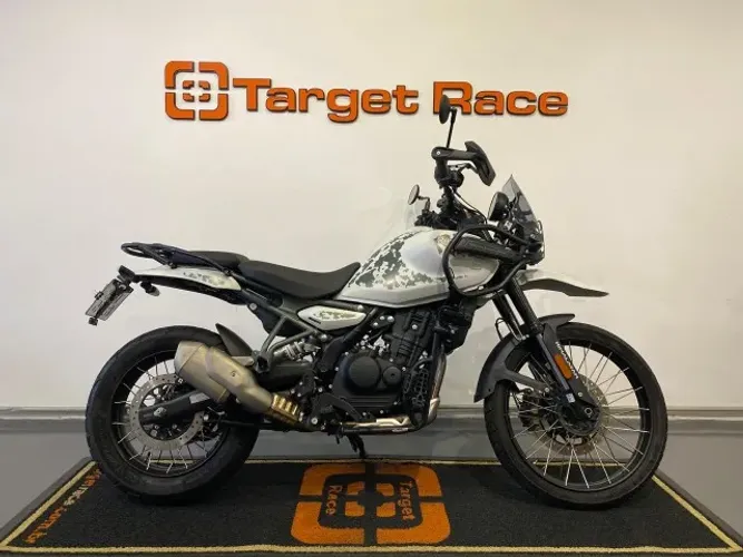 Royal Enfield Himalayan - Target Race
