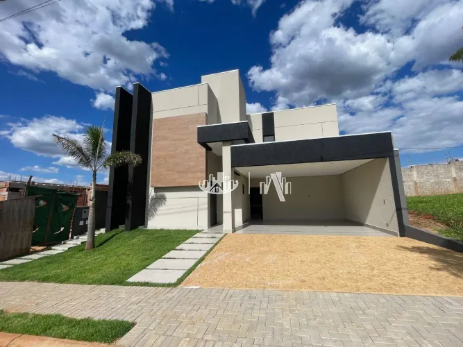 Sobrado com 4 quartos à venda, 191 m² por R$ 1.990.000 - Condominio Golden Park II - Zona