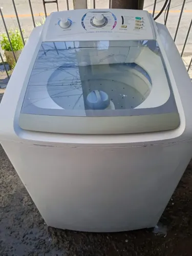 Máquina Electrolux 15kg