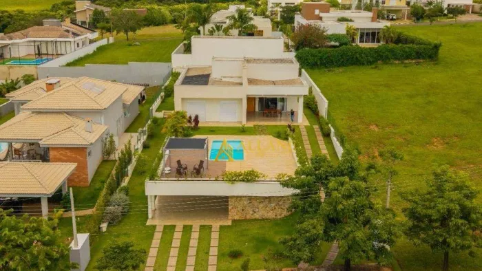 Casa com 4 dormitórios à venda, 287 m² por R$ 1.590.000,00 - Condomínio Saint Charbel - Ar