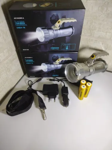 Vendo lanterna militar super LED T6, modelo Ecooda EC-6158