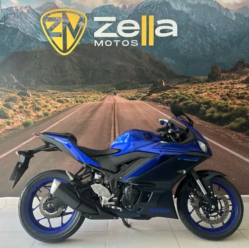 Yamaha YZF R-3 321 2023