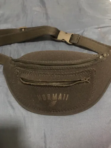Pochete mormai
