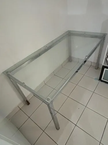 Mesa de jantar de vidro