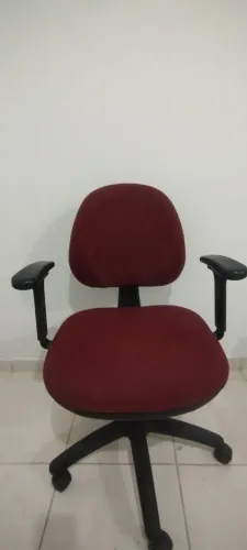 Cadeira Executiva Ergonômica NR17 Regulável.