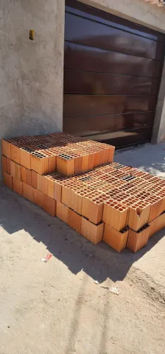 Tijolos - 230 tijolos para buscar em sobradinho