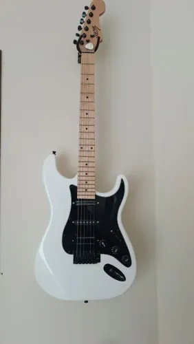 Vendo Guitarra ou troc por violão