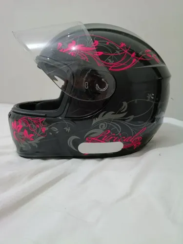 CAPACETE