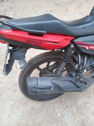 Vende Moto Yamaha 2021 150