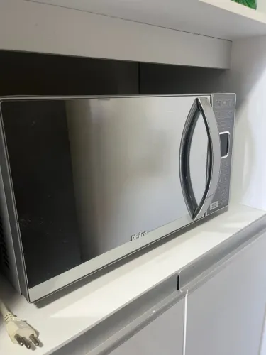 Microondas Philco 25L Espelhado, Bastante Conservado 